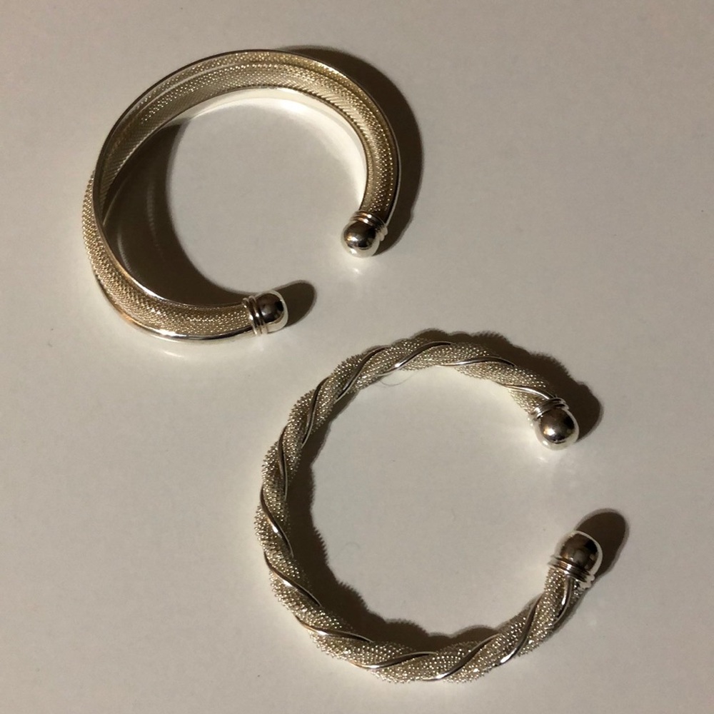 Set of 2 Silver Mesh cuff bracelets